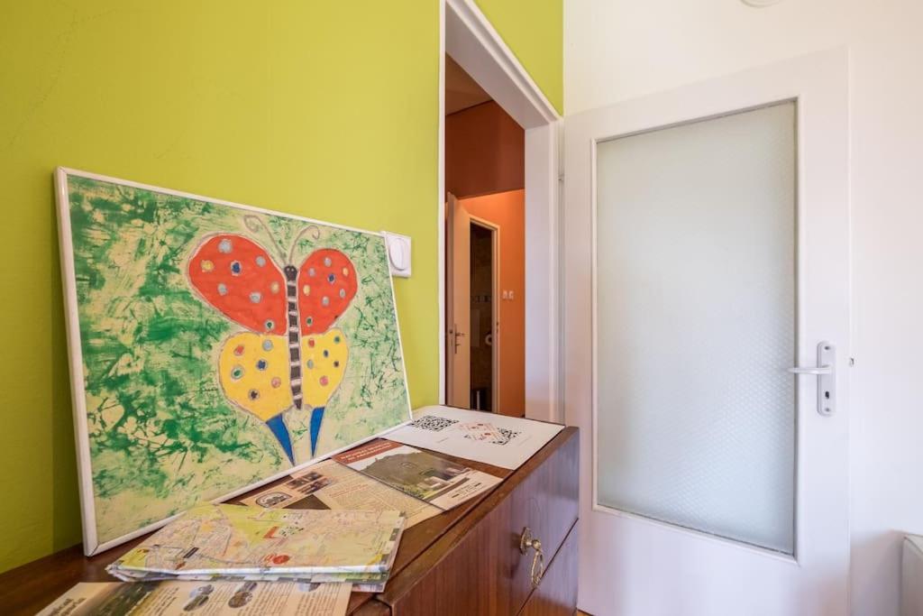 Beautiful Flat In Central Location By Flat Mаnager Sofia Exteriör bild