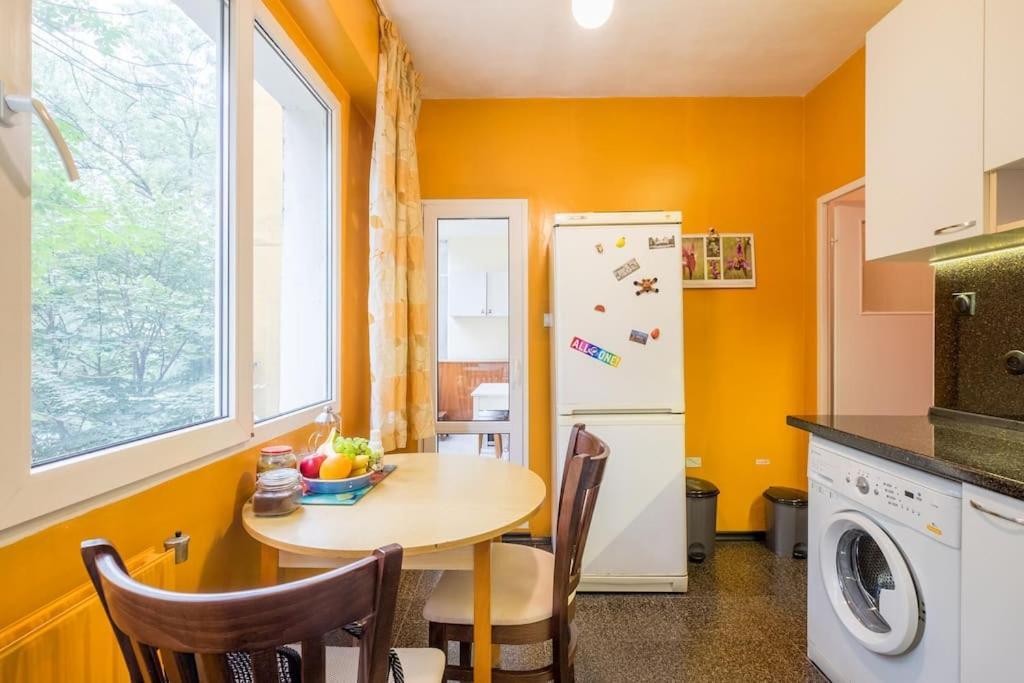 Beautiful Flat In Central Location By Flat Mаnager Sofia Exteriör bild